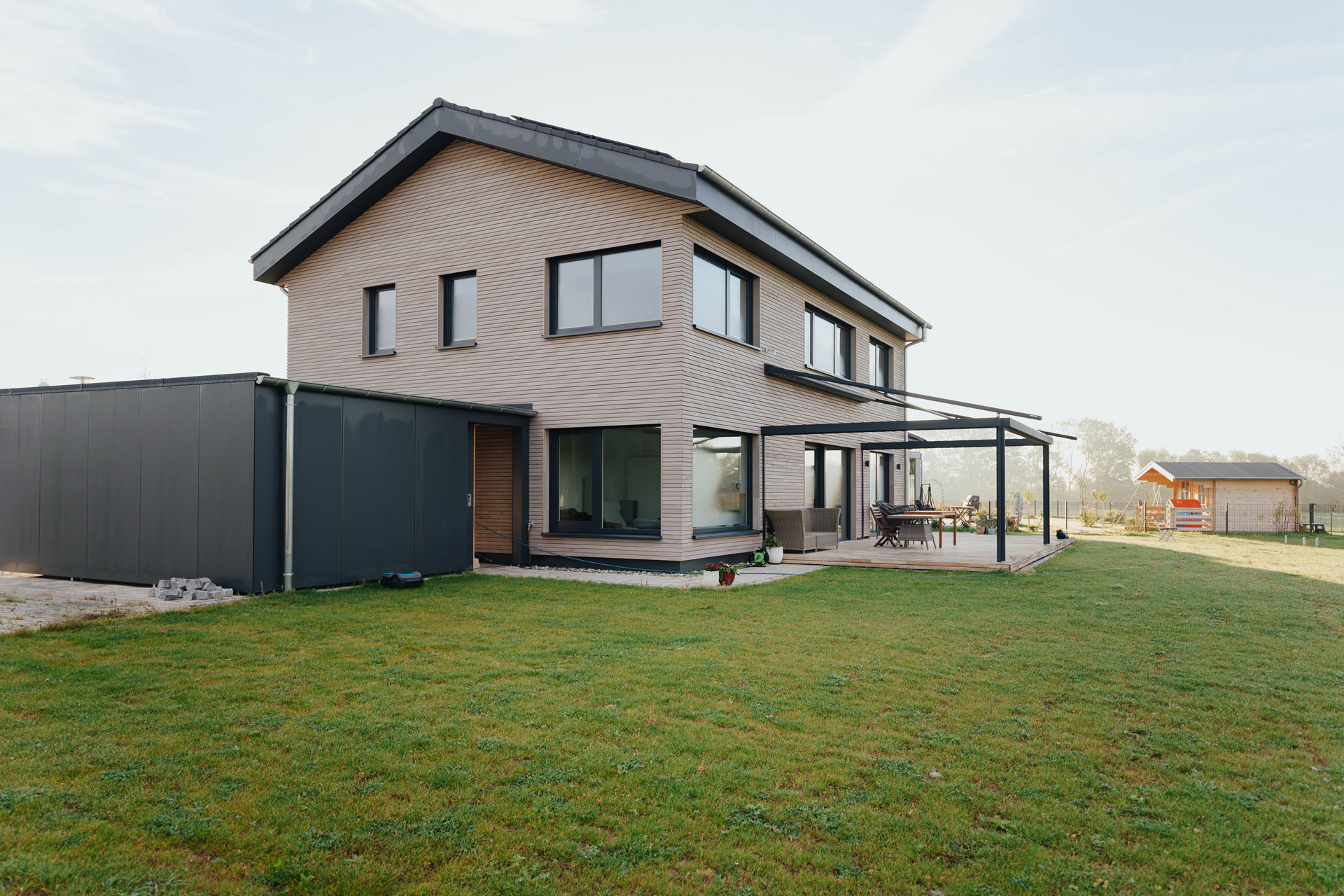 Carport in Wismar (04) / Totale seitlich